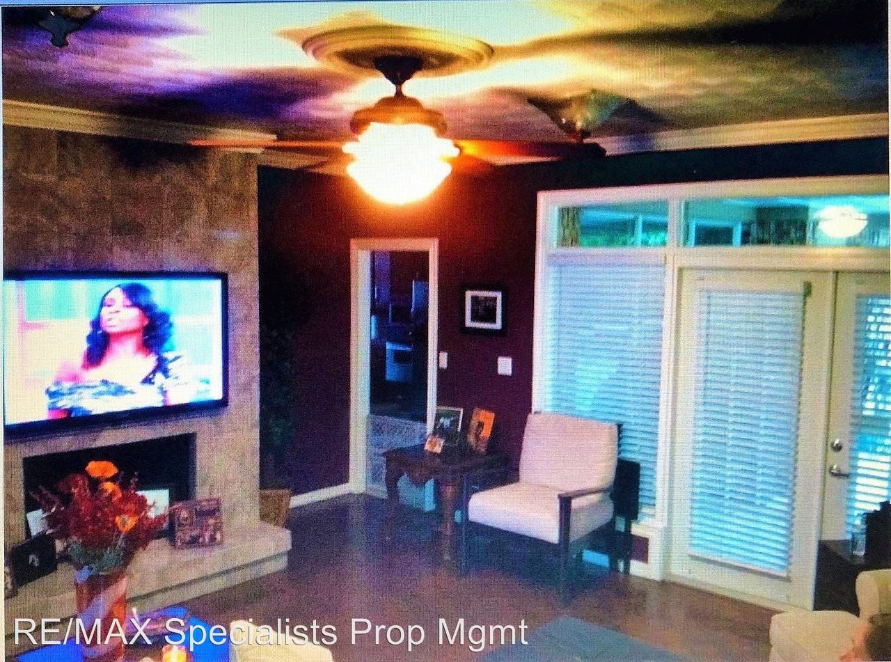 6805 Caballero Ct - Photo 3 of 10