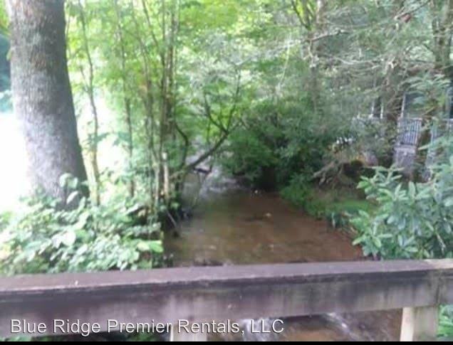 634 E Fork Rd - Photo 3 of 11