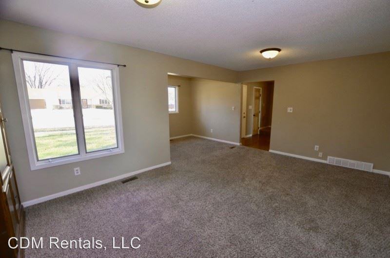 3807 SE 26th St - Photo 3 of 24