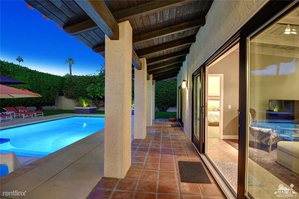 48720 Santa Ursula St - Photo 2 of 18