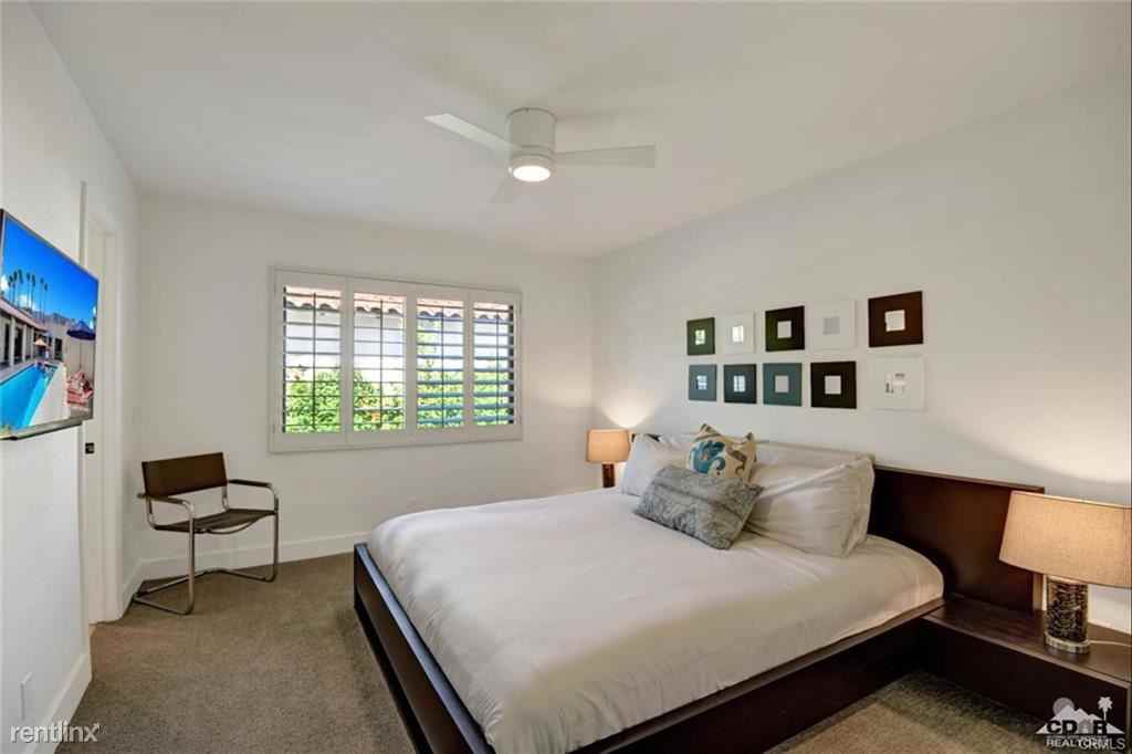 48720 Santa Ursula St - Photo 3 of 18