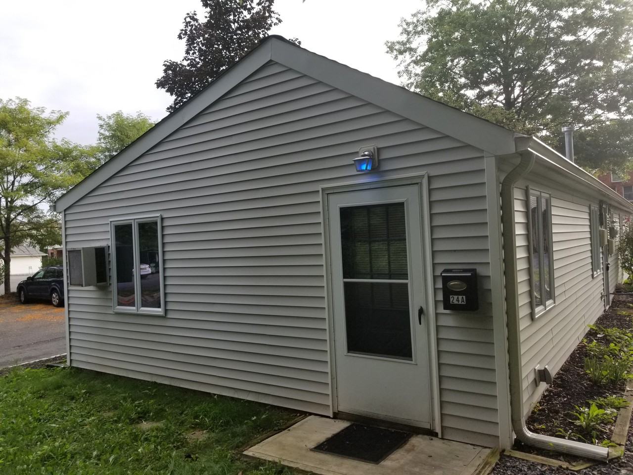 24 S Main St - Photo 2 of 13