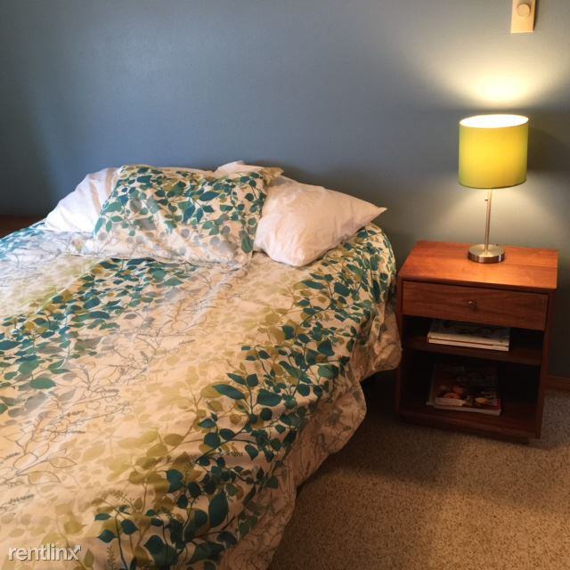 321 C St - Photo 3 of 6