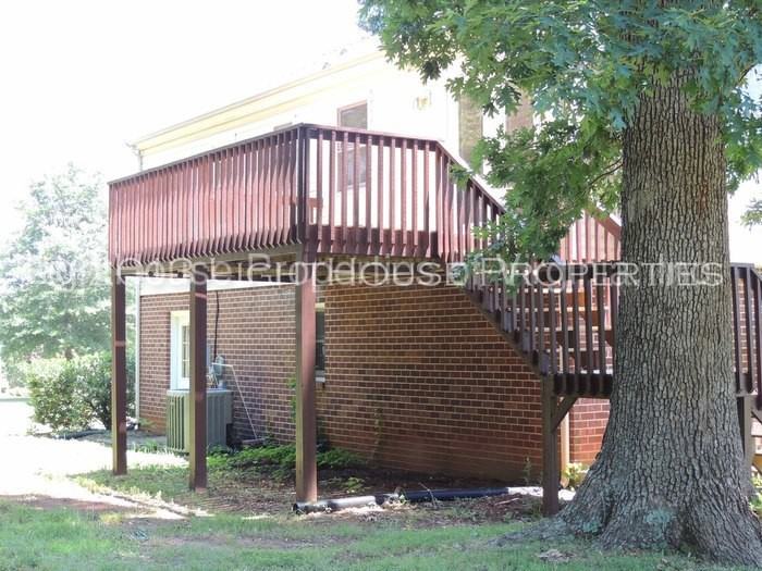 111 Whispering Pines Ct - Photo 3 of 18