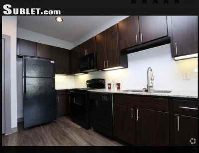 404 2nd St #401 - Photo 3 of 4