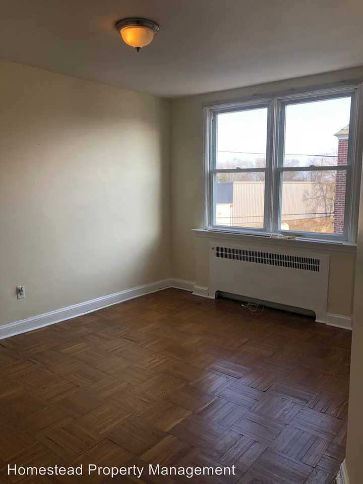 257 N Wycombe Ave - Photo 3 of 10