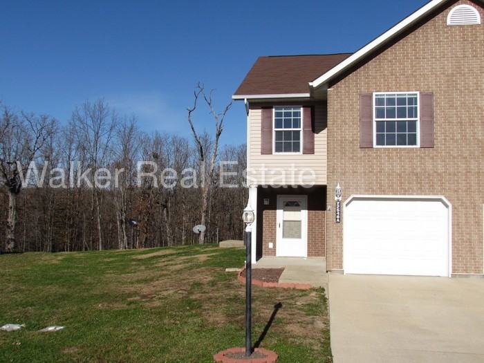 22540 Hollow Oak Ln #A - Photo 3 of 50