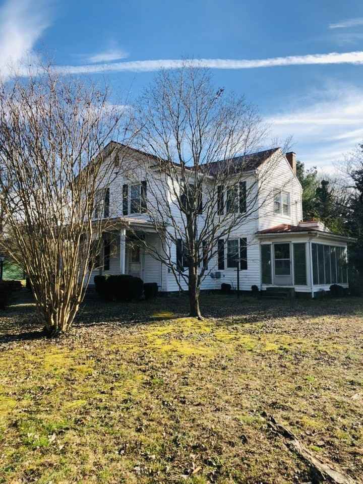 134 Milford St - Photo 3 of 40