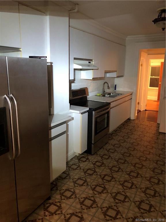 80 Woodward Ave #1 - Photo 3 of 9