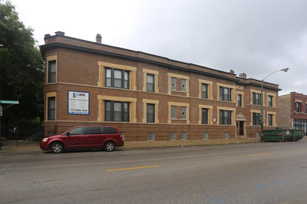 2943 West Diversey Avenue 2E, Chicago, IL 60647 1 Bedroom Apartment for Rent PadMapper