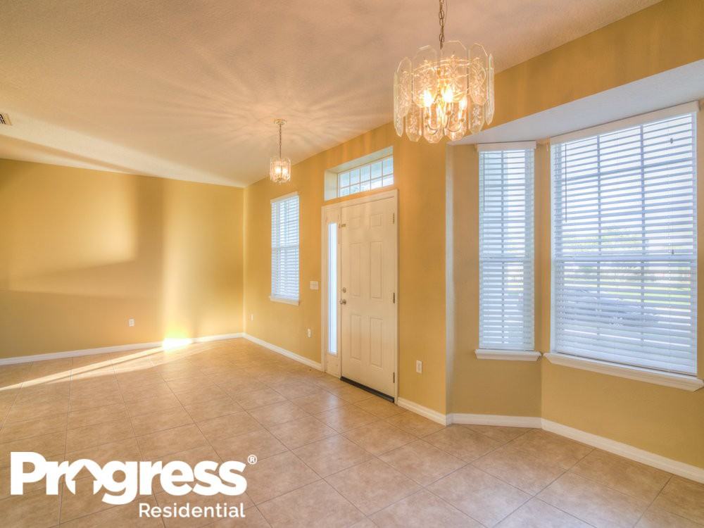 2513 Teak Ct - Photo 3 of 15