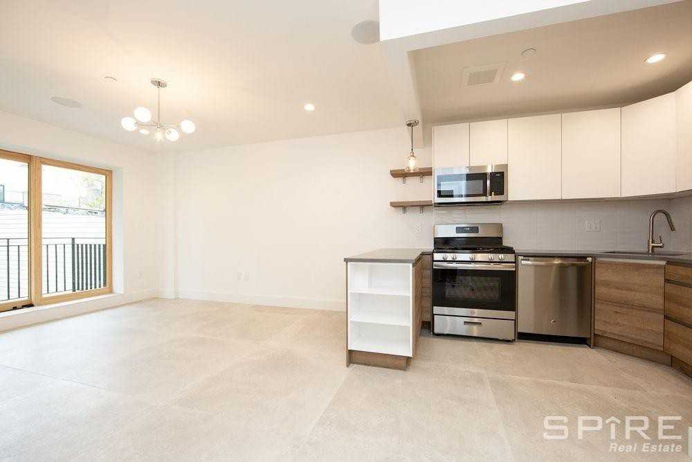 851 Madison St #QWEF