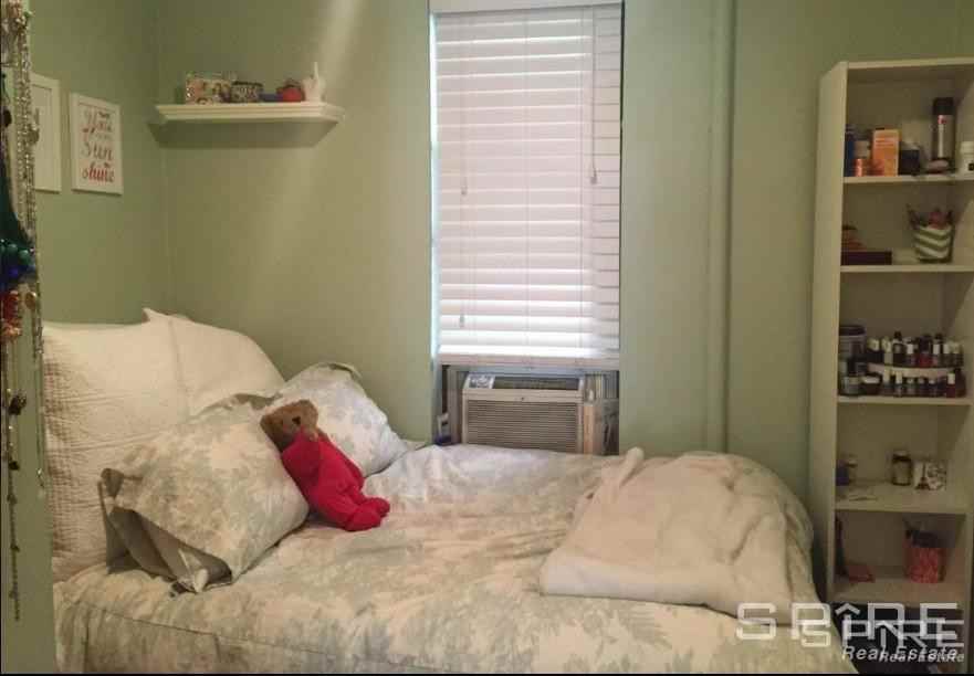 E 49th St #KB7 - Photo 2 of 4