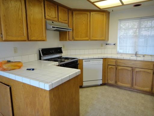 8113 Halladle Ct - Photo 3 of 27