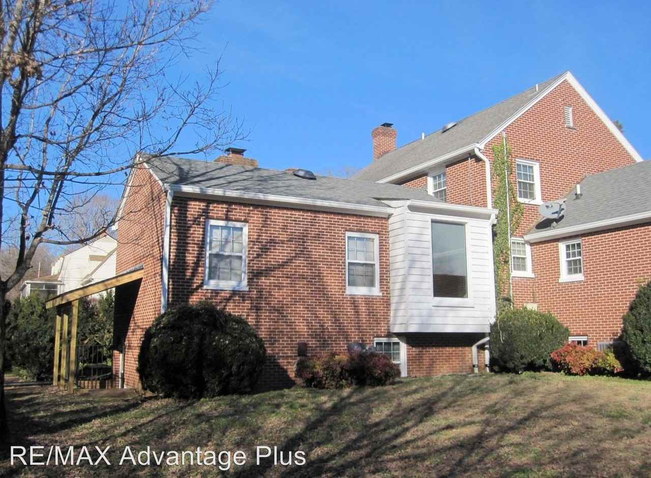 405 4th Ave - Photo 2 of 19