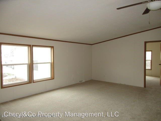 37 Pinnacle Pl - Photo 2 of 8