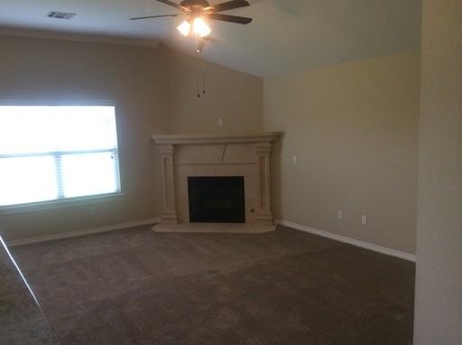 11637 SW 10th St - Photo 3 of 17