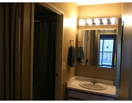 133 Commander Shea Boulevard - Photo 3 of 11