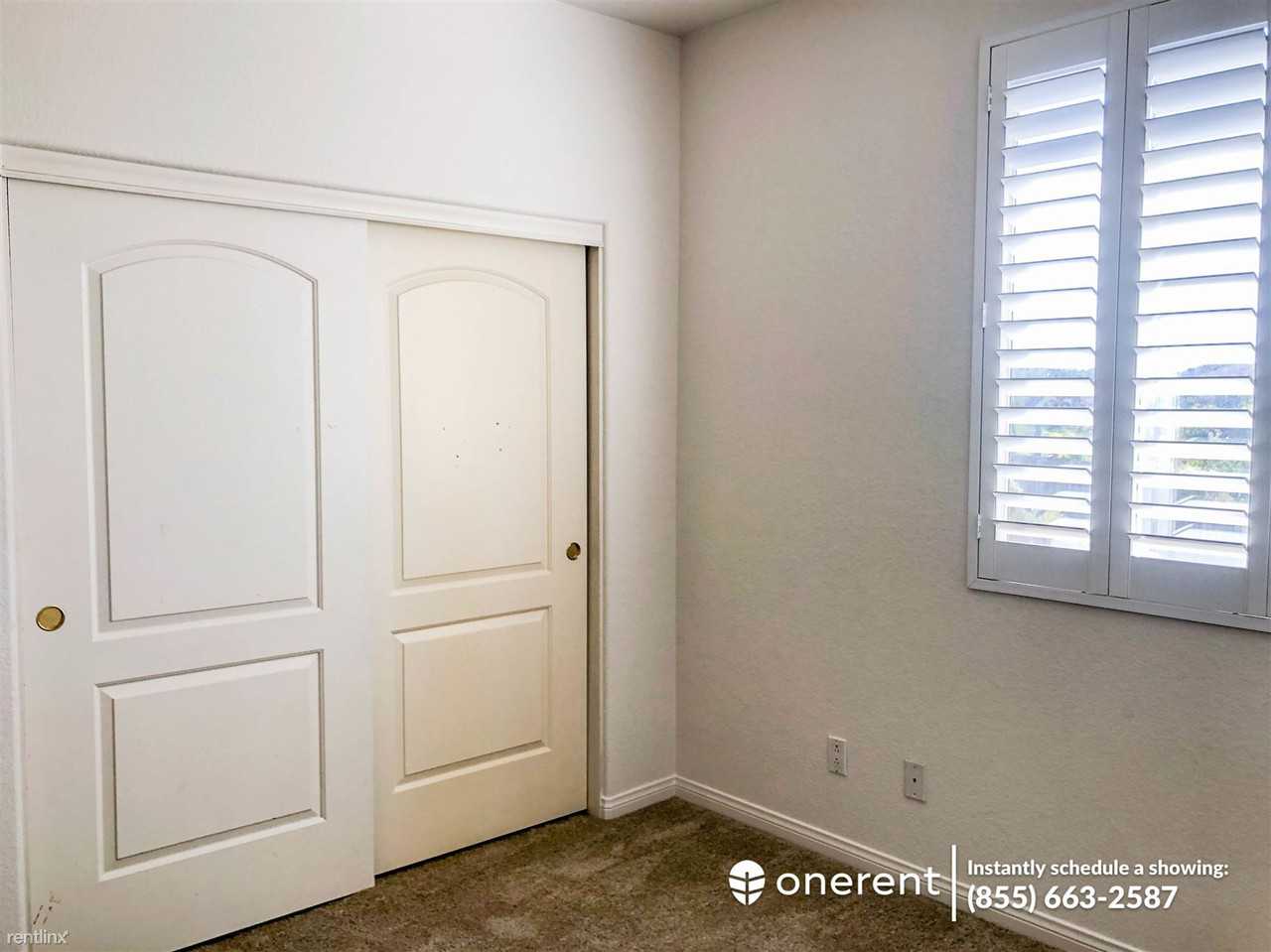 1147 Amelia Pl - Photo 2 of 31
