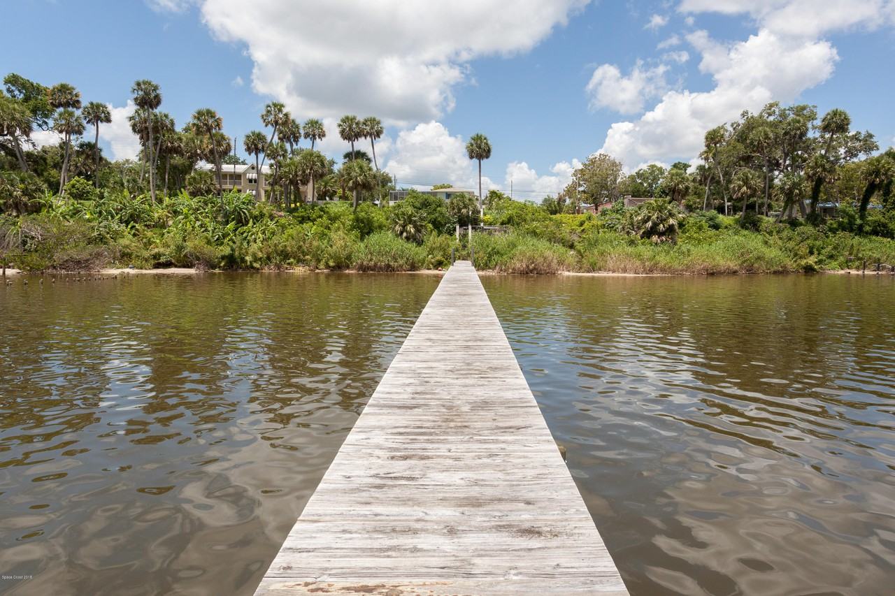 3049 Indian River Dr - Photo 2 of 22