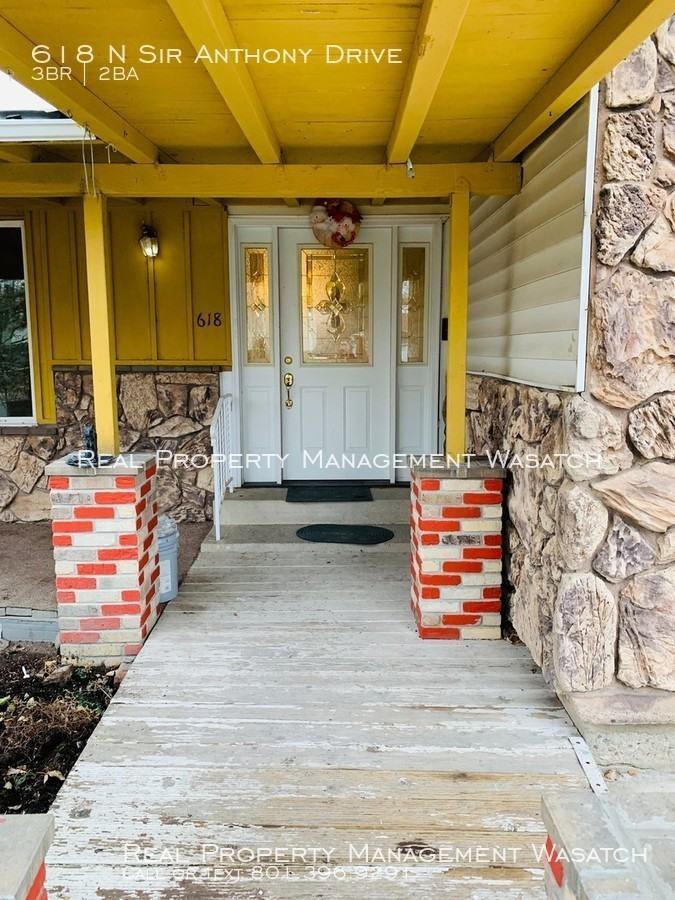 618 Sir Anthony Dr - Photo 3 of 46