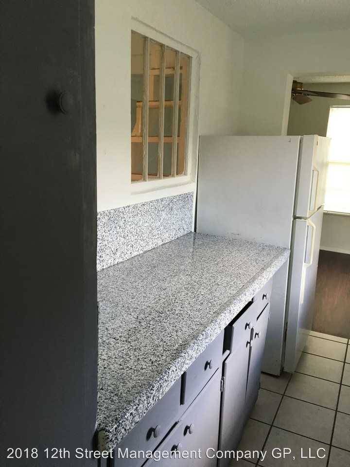 1205 Olander St - Photo 2 of 7