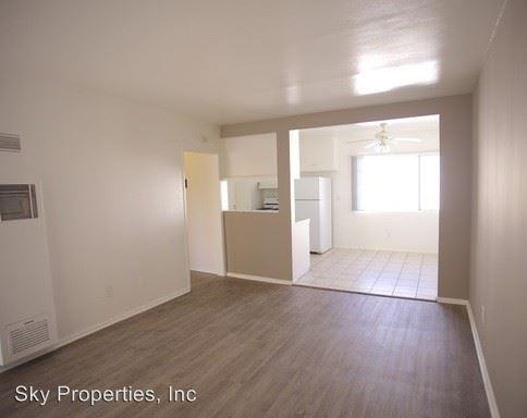 7507 Sepulveda Blvd - Photo 2 of 11