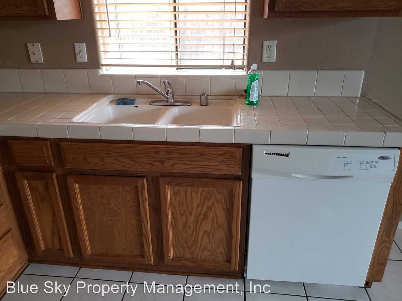 1868 La Vida Ave - Photo 3 of 22