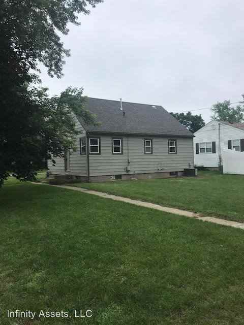 201 Renrose Ave - Photo 2 of 8