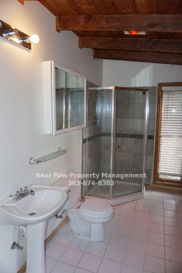 26095 Wilkerson Rd - Photo 3 of 4