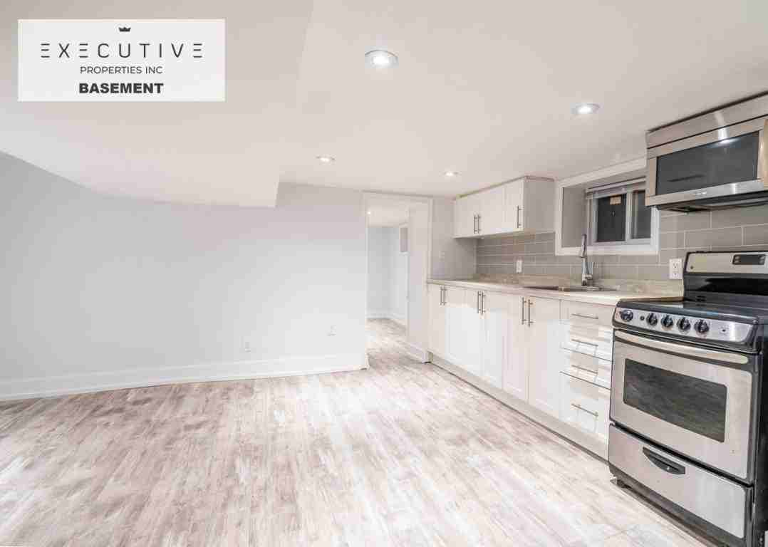 801 Main Street E - Photo 2 of 19