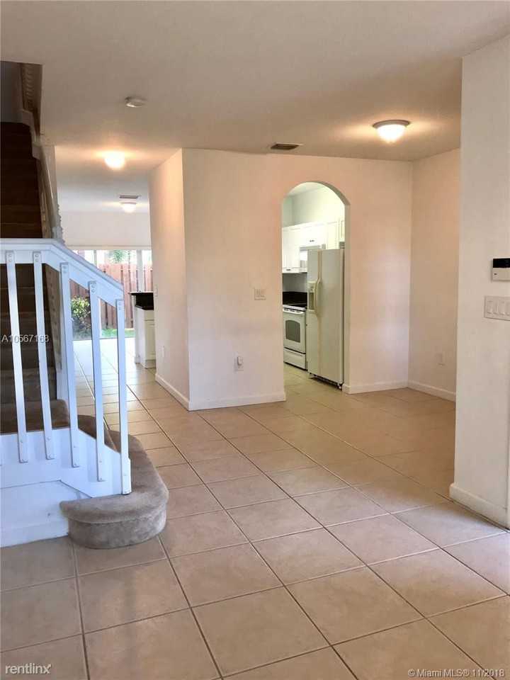 1655 NE 33rd Rd - Photo 2 of 18