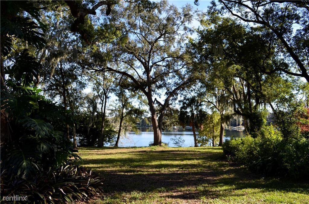 3216 Clemwood Dr - Photo 2 of 4