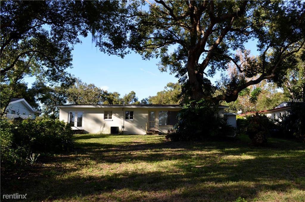 3216 Clemwood Dr - Photo 3 of 4