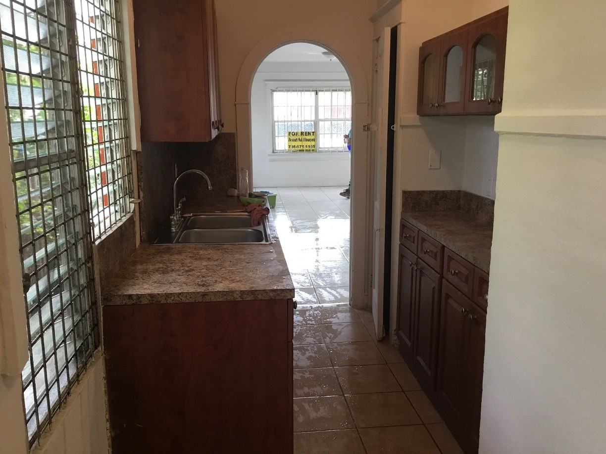 8280 NE 1st Place - Photo 3 of 5