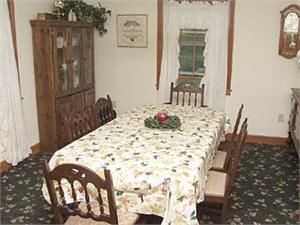 2622 N 33rd St - Photo 3 of 7