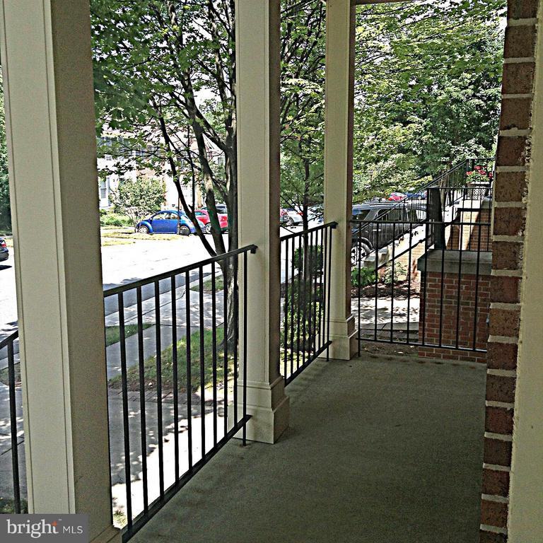 43435 Postrail Square - Photo 3 of 39