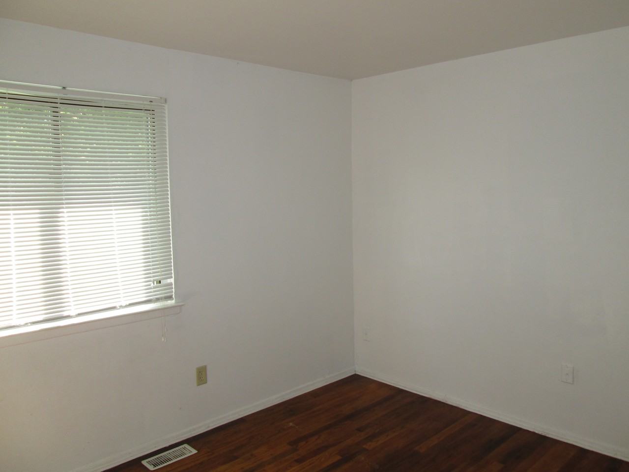 13 Metroview Ct - Photo 3 of 10