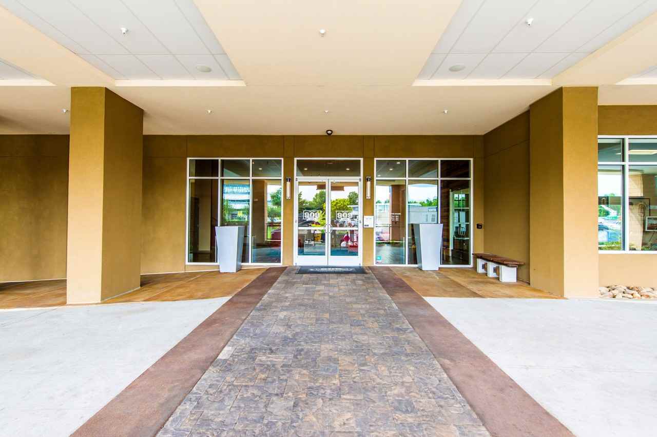 909 Flats - Photo 3 of 9