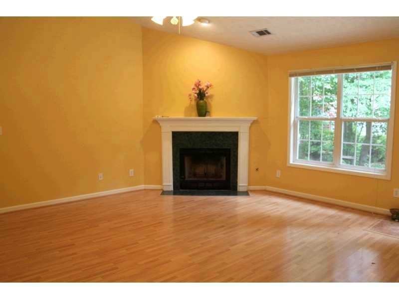 697 Arbour Way - Photo 3 of 12