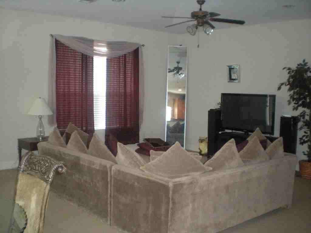 7011 Beacon Dr - Photo 2 of 5