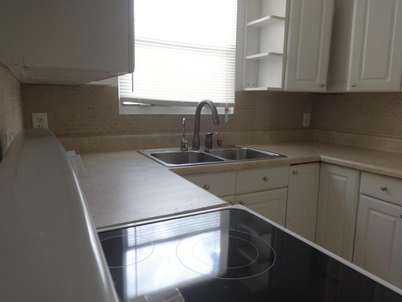 1505 Monroe Street - Photo 2 of 11