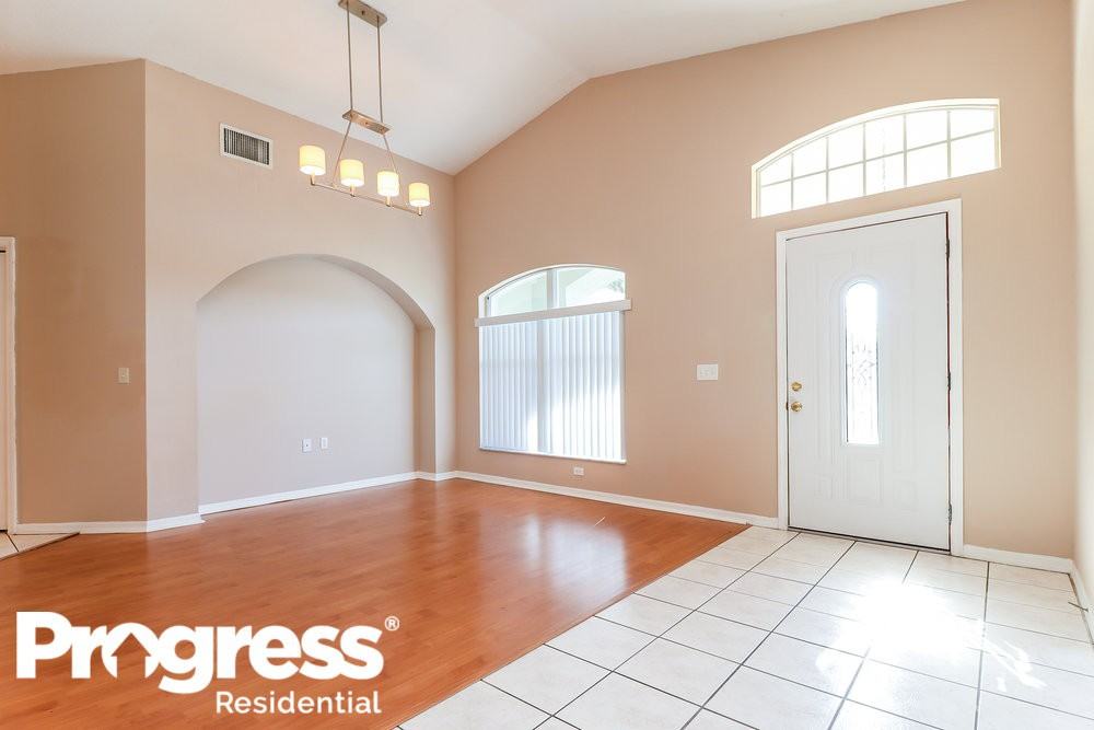 1424 Bent Bow Ct - Photo 3 of 18