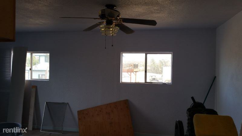 42451 Sage Rd - Photo 3 of 15