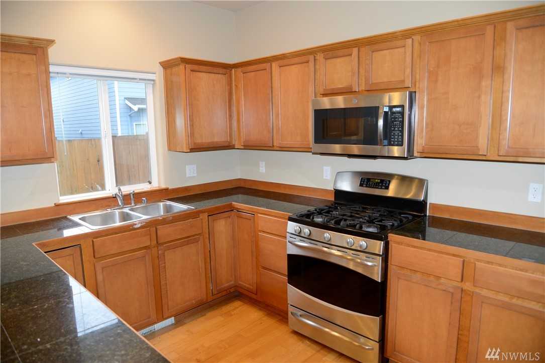 132 196th Pl SW - Photo 2 of 18