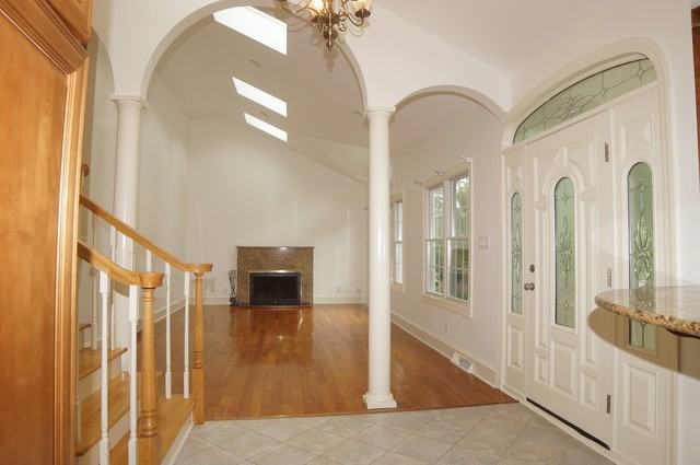 239 Beachview Ln - Photo 3 of 22