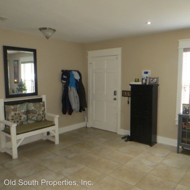 4755 Anchor Ln - Photo 2 of 12