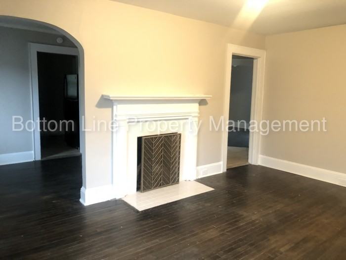 704 Norris Ave - Photo 2 of 5