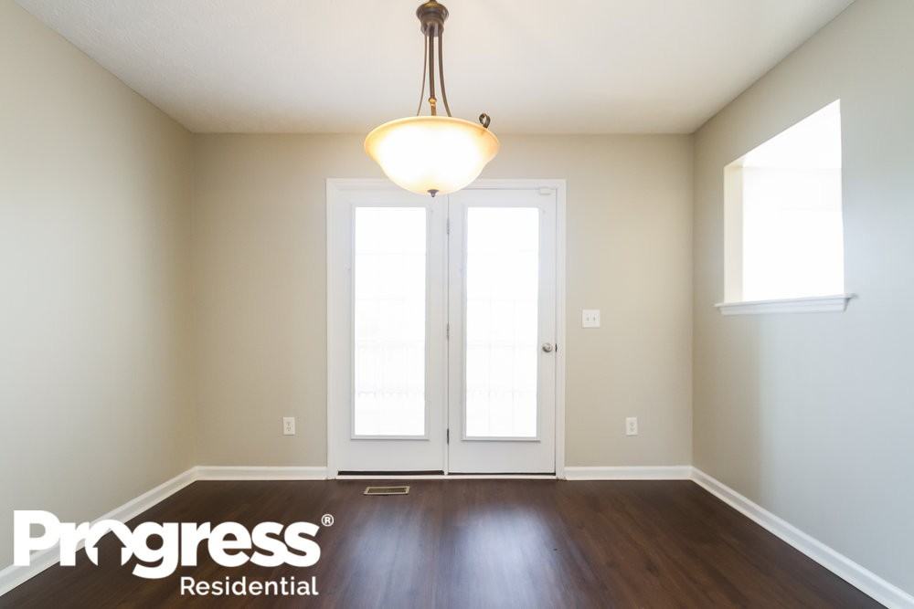 1849 Lakewood Village Dr - Photo 3 of 15