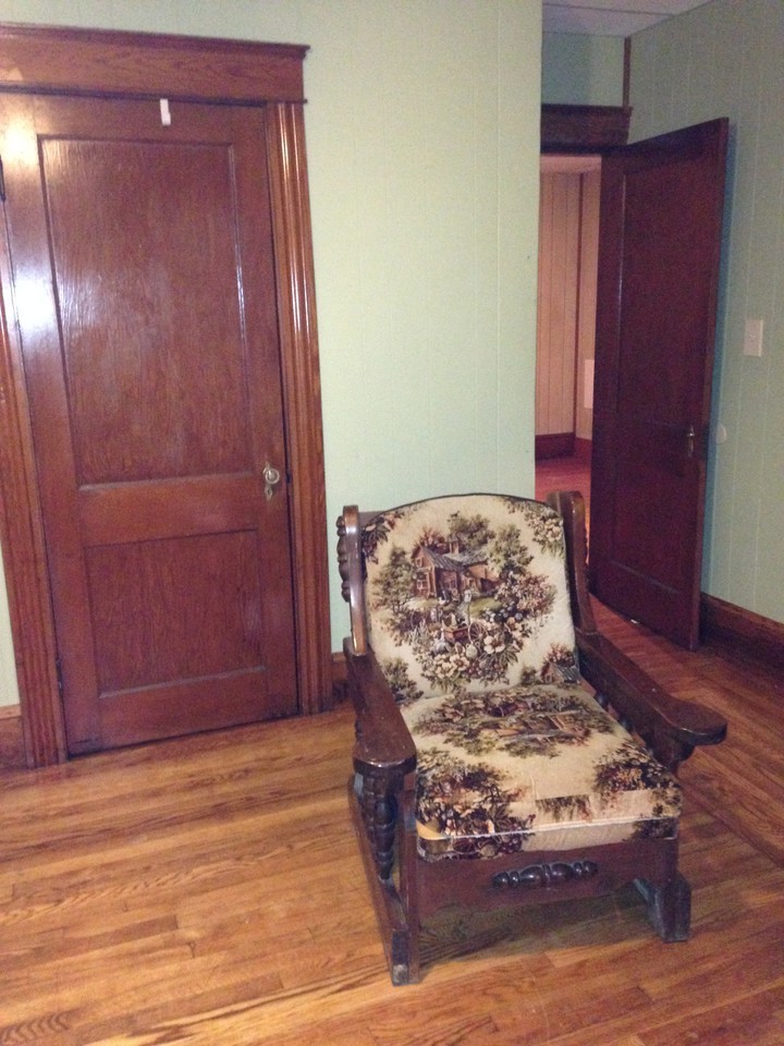 4 Williams Court - Photo 2 of 3